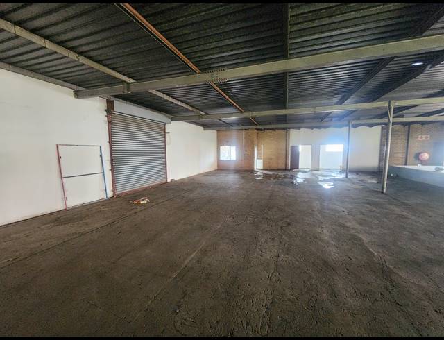 1,000M² WAREHOUSE TO LET IN WADEVILLE
